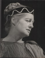Mechthild Harkness. Antigone