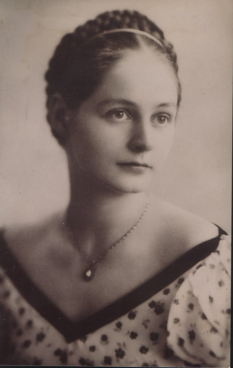 Mechthild in early twenties